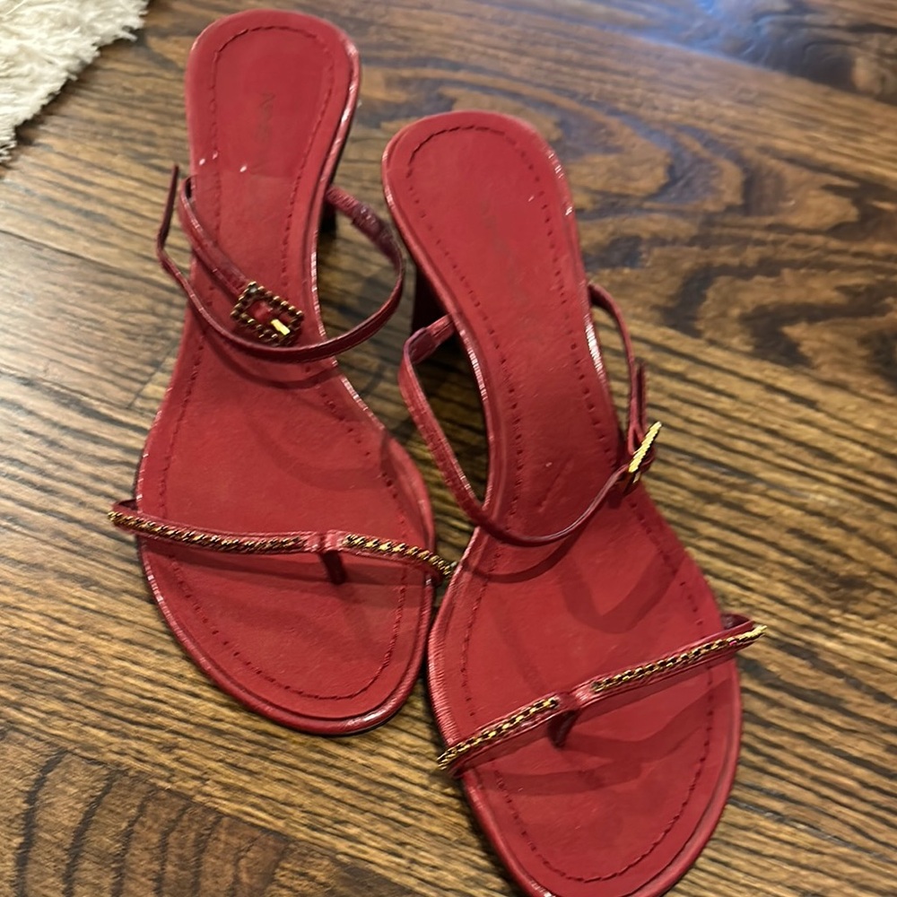 Chic Red Heeled Sandals with Rhinestone Straps size 7.5 NIB